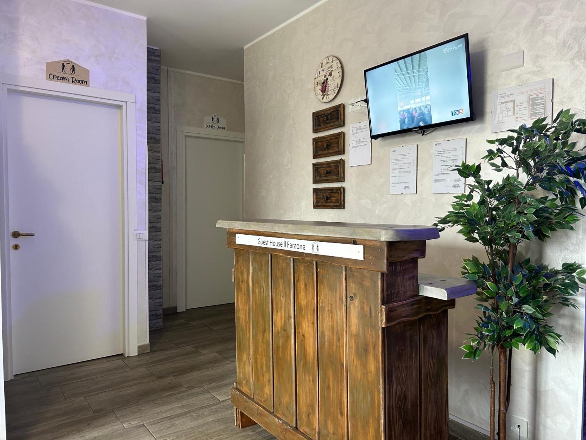 Roomy - Il Faraone 3* Fiumicino