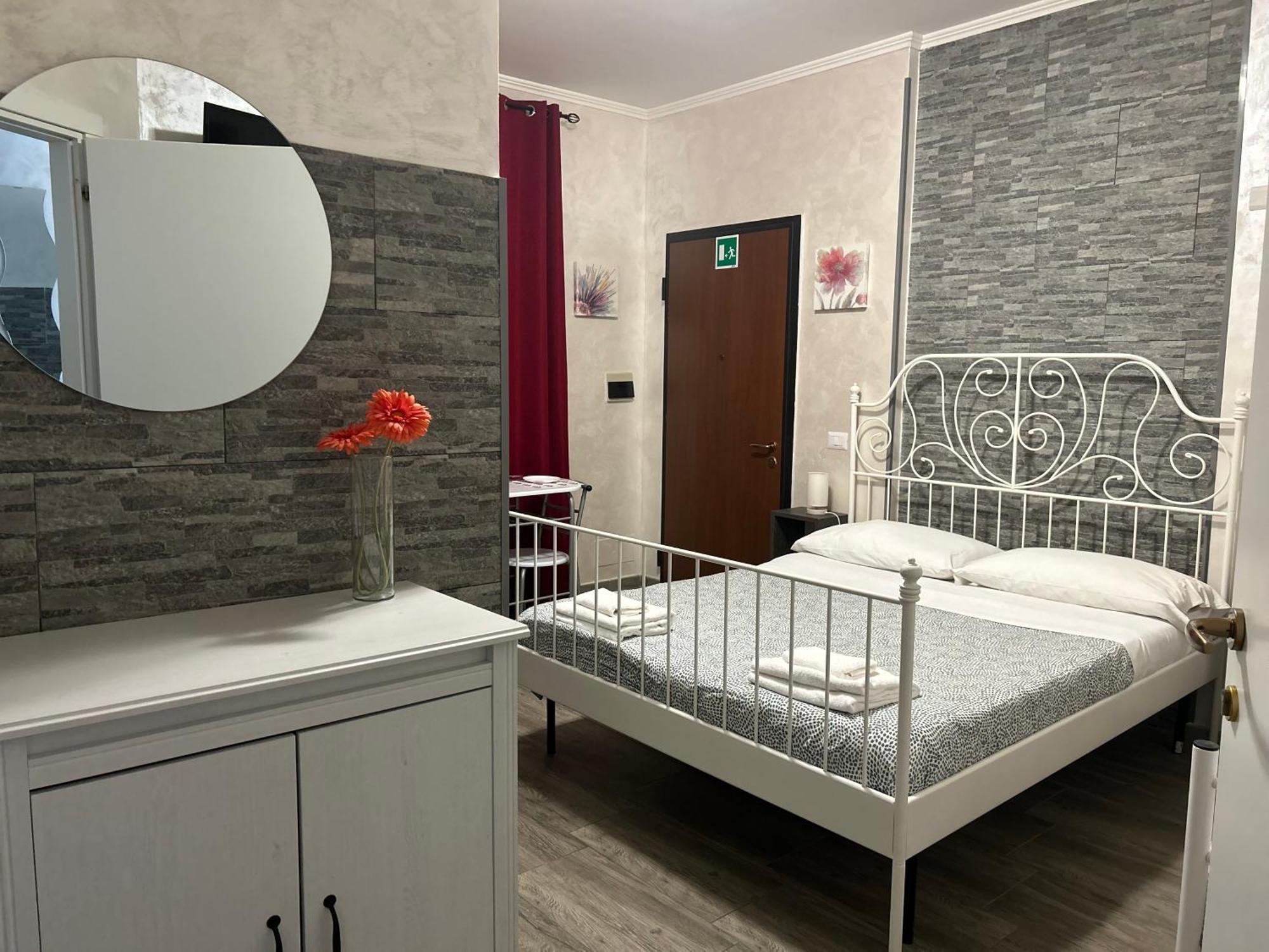 Roomy - Il Faraone