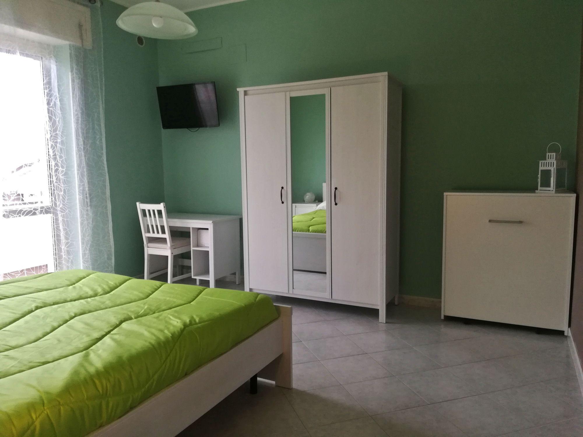Roomy - Il Faraone 3*